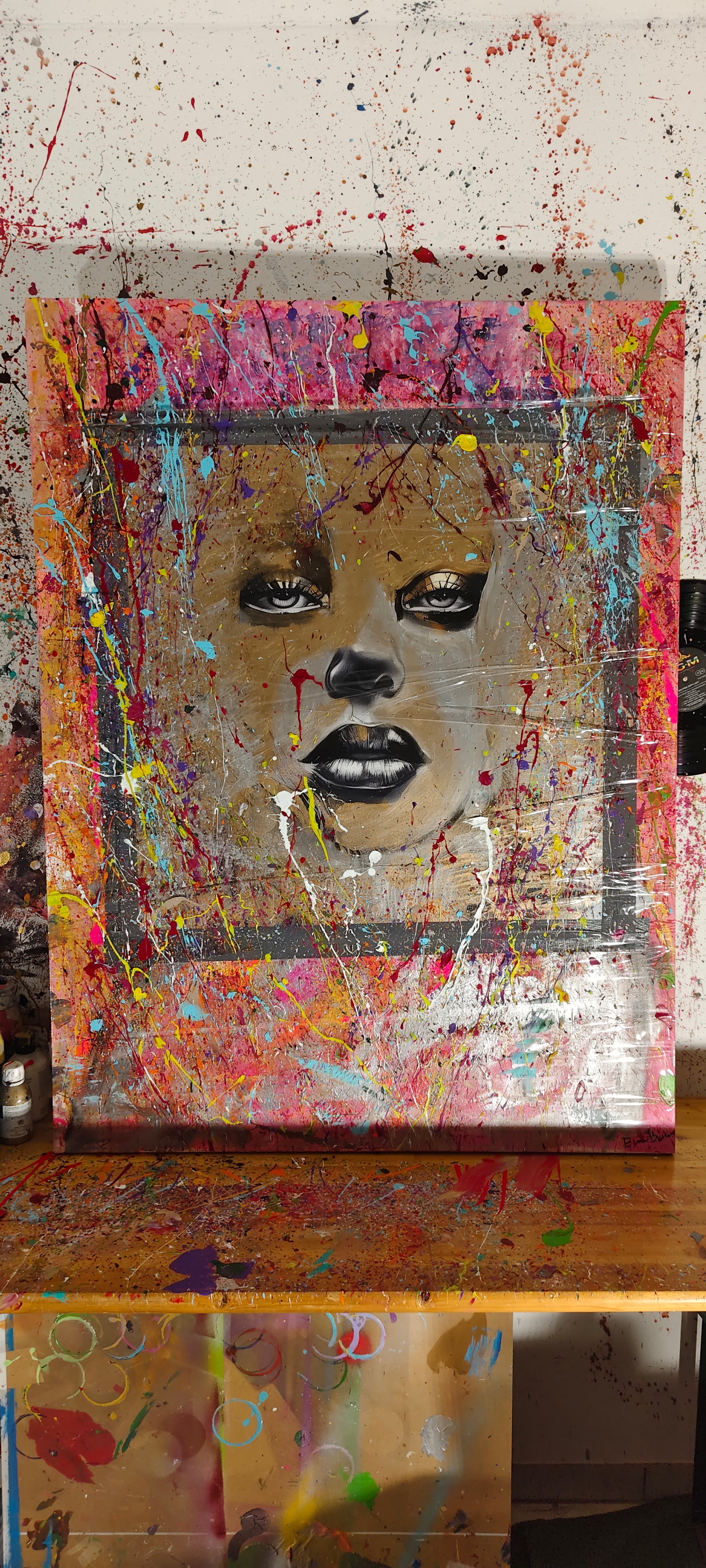 Silent Gaze – Getaptes originales zeitgenössisches Kunstwerk von ExoBlack